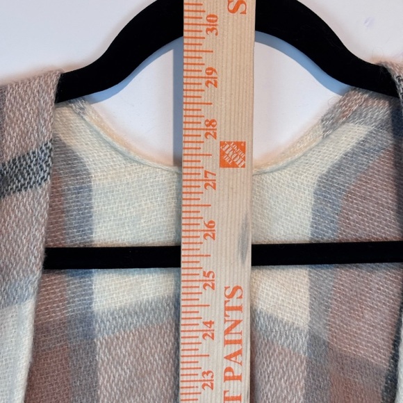 Plaid Fringe Open Front Poncho Wrap – Tan, Cream & Gray Checkered Shawl - Picture 3 of 13